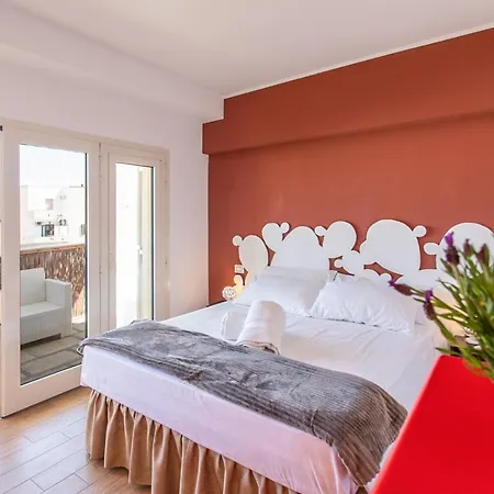 Guest house Center House *