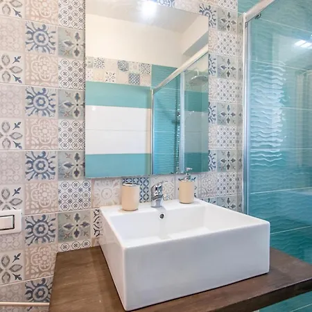 게스트하우스 Center House 3*